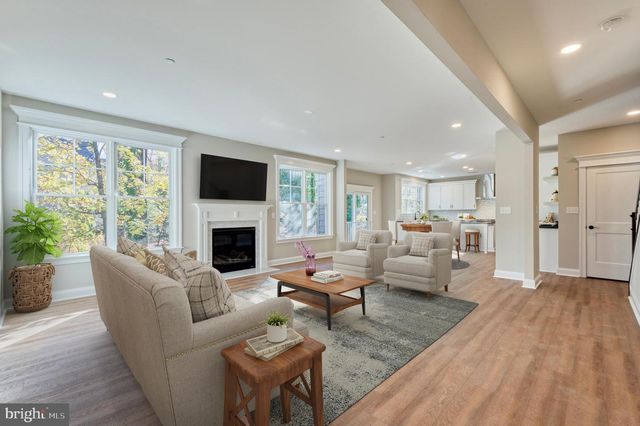 2644 CLAIBOURNE RD, Annapolis, MD 21403