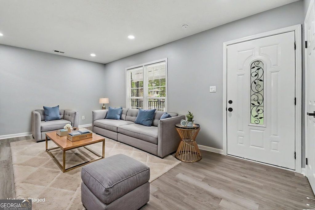 2676 Beacon Drive, Atlanta, GA 30349 — photo 4