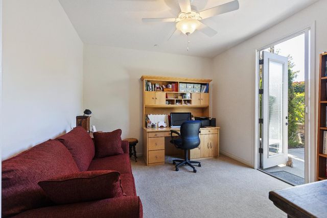 1329 Marseille Ln, Roseville, CA 95747