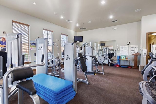 1329 Marseille Ln, Roseville, CA 95747