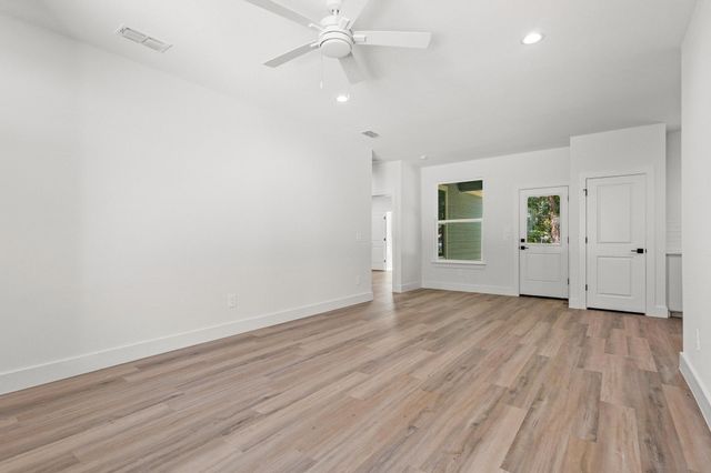 516 Florence, Denison, TX 75020