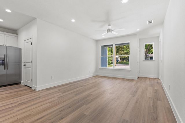 516 Florence, Denison, TX 75020