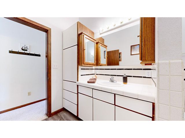 2408 Longview Dr, Estes Park, CO 80517
