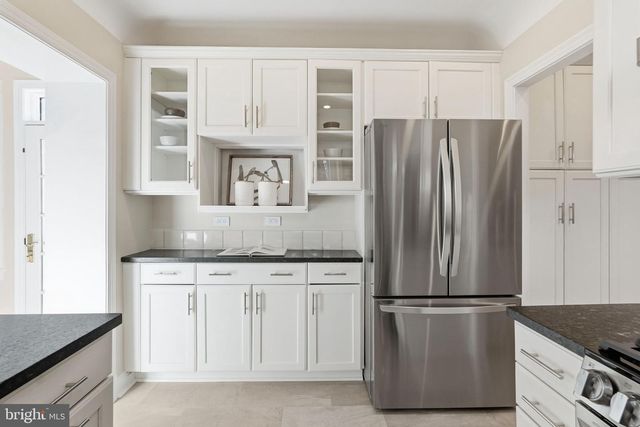 5020 SEDGWICK ST NW, Washington, DC 20016