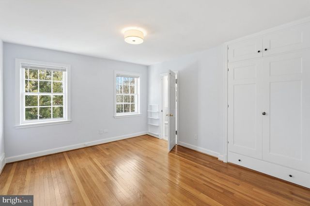 5020 SEDGWICK ST NW, Washington, DC 20016