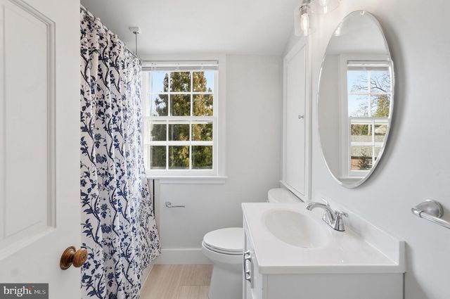 5020 SEDGWICK ST NW, Washington, DC 20016