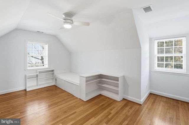 5020 SEDGWICK ST NW, Washington, DC 20016