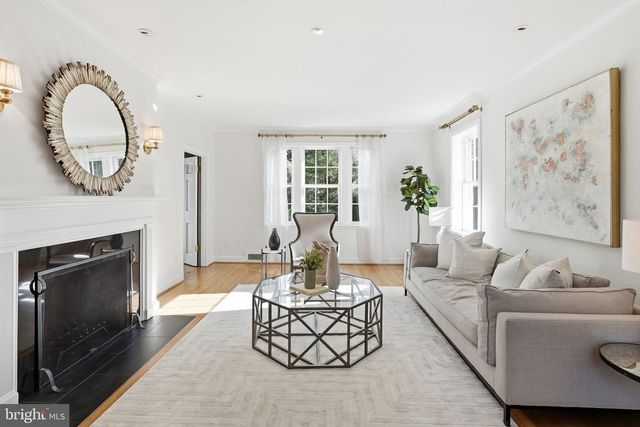 5020 SEDGWICK ST NW, Washington, DC 20016