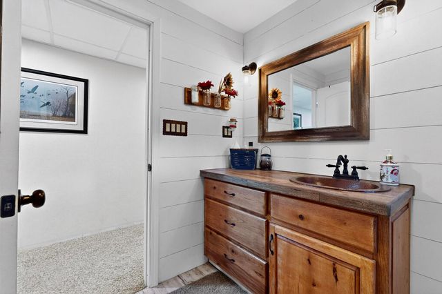 585 Navajo, Los Alamos, NM 87544