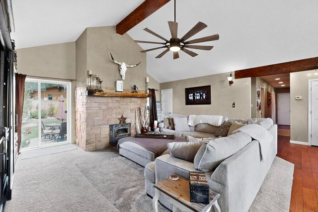 585 Navajo, Los Alamos, NM 87544