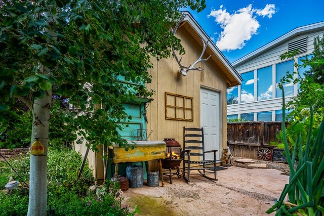 585 Navajo, Los Alamos, NM 87544