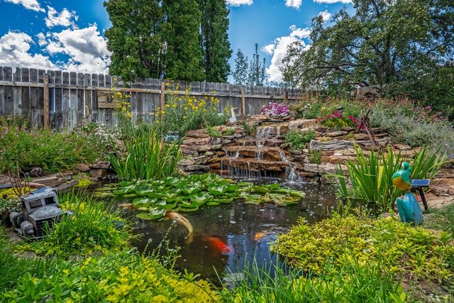 585 Navajo, Los Alamos, NM 87544