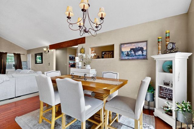 585 Navajo, Los Alamos, NM 87544