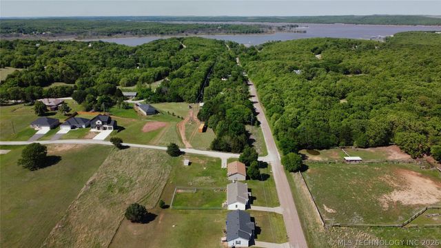 576 N Cowskin Drive, Cleveland, OK 74020