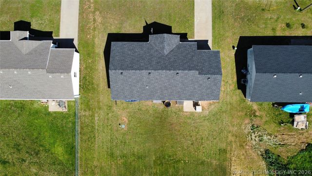 576 N Cowskin Drive, Cleveland, OK 74020