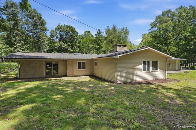 30715 N Greenbriar Road, Franklin, MI 48025