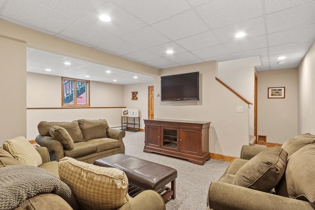 66 Woobly Rd, Bolton, MA 01740