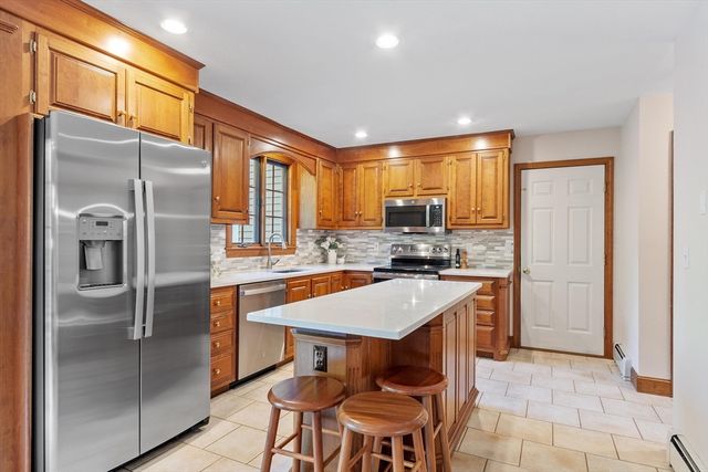 66 Woobly Rd, Bolton, MA 01740