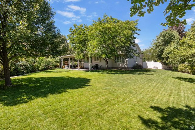 10177 S STATESMAN PL, South Jordan, UT 84095