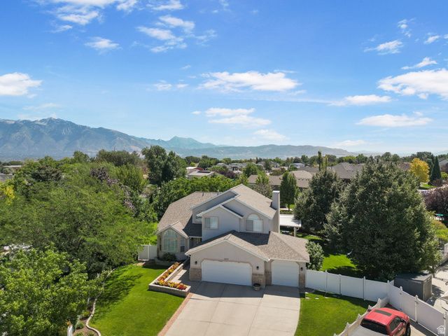 10177 S STATESMAN PL, South Jordan, UT 84095