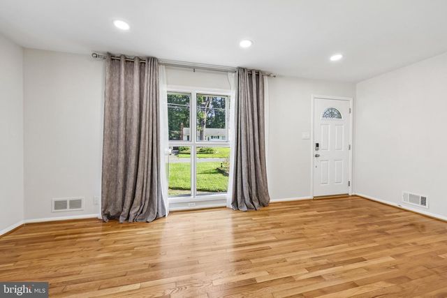 113 HUTTON ST, Gaithersburg, MD 20877