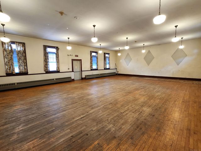 69 Liberty Street, Danbury, CT 06810