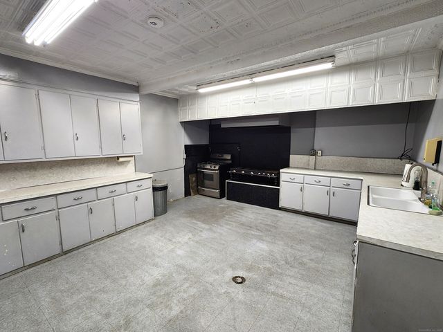 69 Liberty Street, Danbury, CT 06810