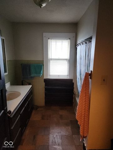 2019 Plum Street, New Castle, IN 47362