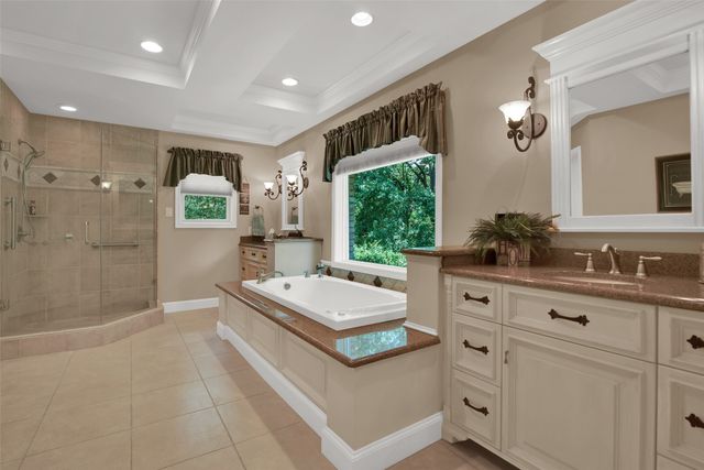 649 Anderson Road, Whitesboro, TX 76273