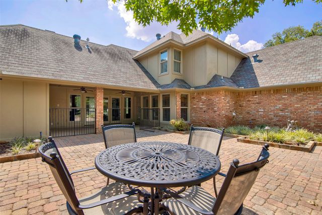 649 Anderson Road, Whitesboro, TX 76273