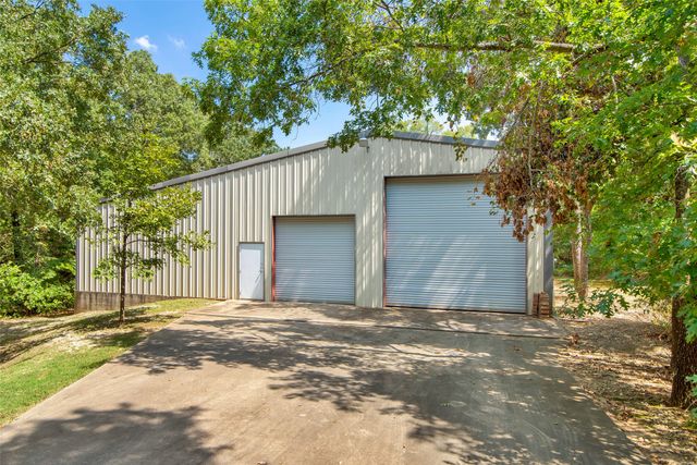 649 Anderson Road, Whitesboro, TX 76273