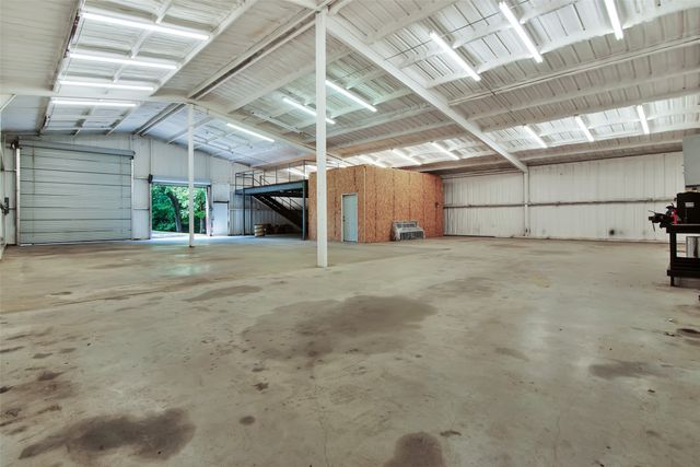 649 Anderson Road, Whitesboro, TX 76273