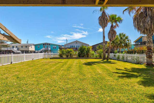141 Cypress Ave., Murrells Inlet, SC 29576