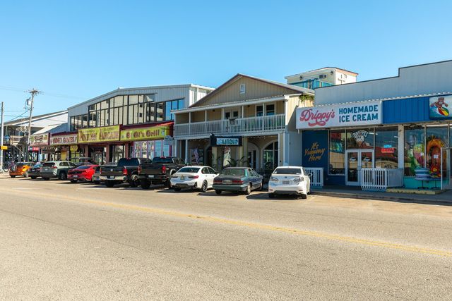 141 Cypress Ave., Murrells Inlet, SC 29576