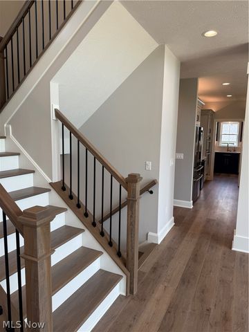 5512 Stone Creek Drive, Solon, OH 44139