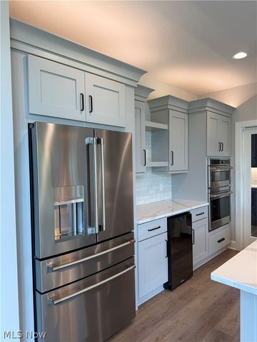 5512 Stone Creek Drive, Solon, OH 44139
