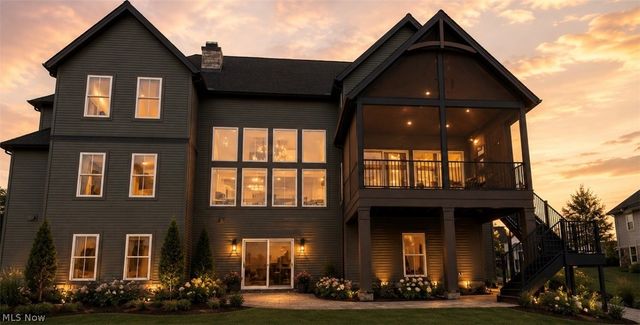 5512 Stone Creek Drive, Solon, OH 44139