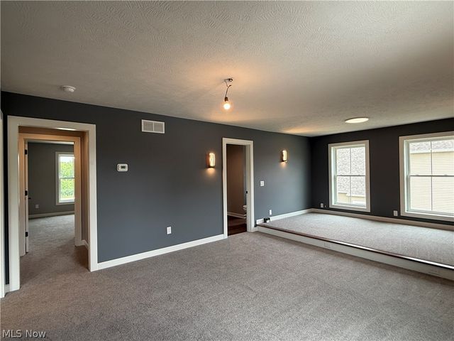 5512 Stone Creek Drive, Solon, OH 44139