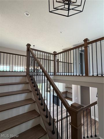 5512 Stone Creek Drive, Solon, OH 44139