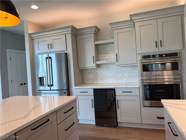 5512 Stone Creek Drive, Solon, OH 44139