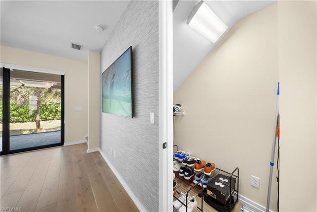 13005 Pembroke DR, Naples, FL 34105