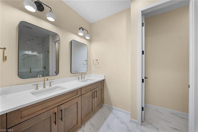 13005 Pembroke DR, Naples, FL 34105