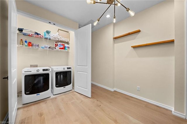 13005 Pembroke DR, Naples, FL 34105