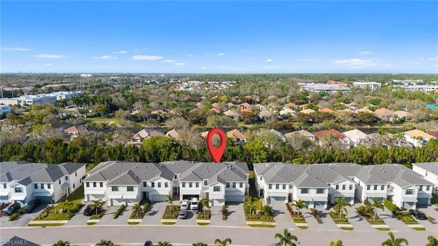 13005 Pembroke DR, Naples, FL 34105