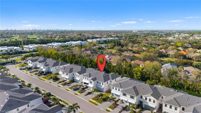 13005 Pembroke DR, Naples, FL 34105