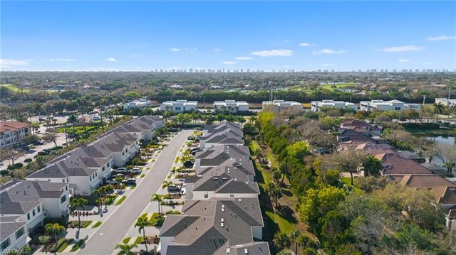 13005 Pembroke DR, Naples, FL 34105