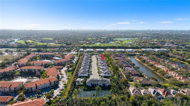 13005 Pembroke DR, Naples, FL 34105