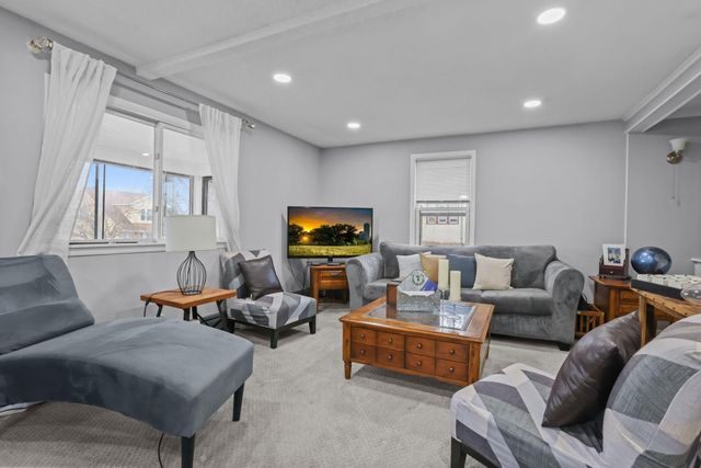 1879 Ames Avenue, Saint Paul, MN 55119