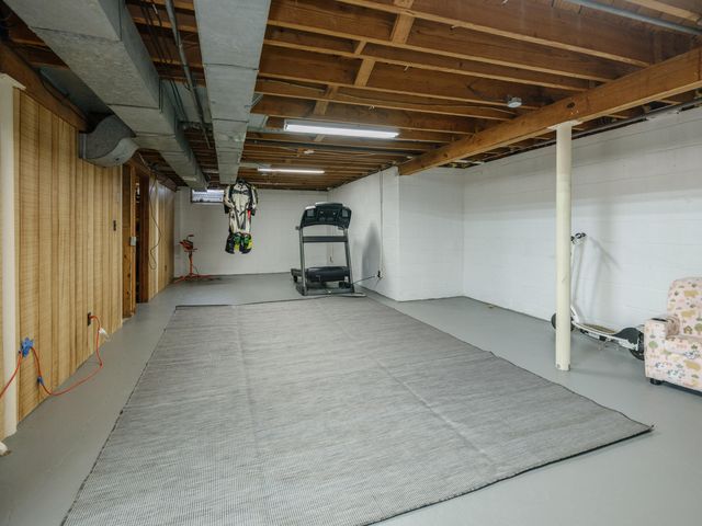 925 Westfall Avenue, Kalamazoo City, MI 49006