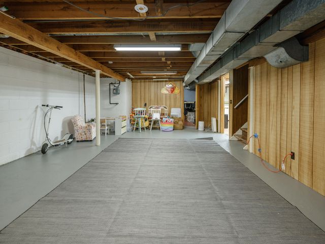 925 Westfall Avenue, Kalamazoo City, MI 49006